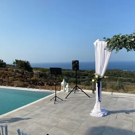 Villa Eva East, With Infinity Pool & And Panoramic Sea View Gerani Chanion