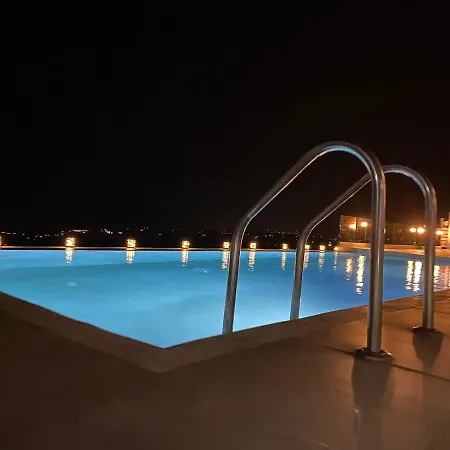 Villa Eva East, With Infinity Pool & And Panoramic Sea View *