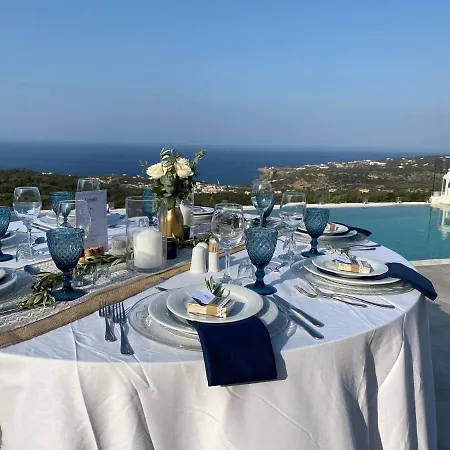 Eva East, With Infinity Pool & And Panoramic Sea View * Gerani Chanion